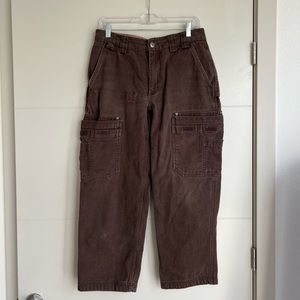 Mens brown Duluth trading co. Cargo work pants.